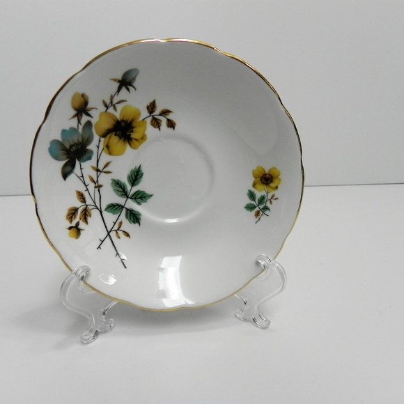 Collectable Vintage Royal Kendall Teacup & Saucer Yellow and Blue Flower - Picture 2 of 8
